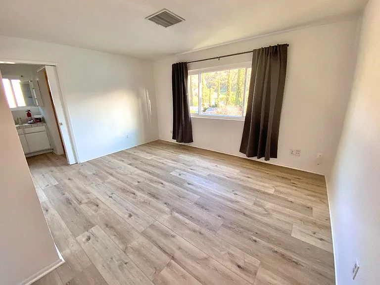 11051 Puesta Del Sol — Photo 13
