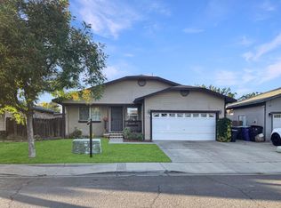 191 Bear Hollow Dr, Patterson, CA 95363