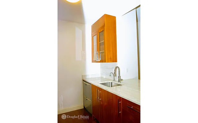 Rented by Douglas Elliman | media 5