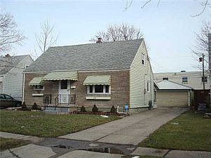 1st image of 150 Fontaine Dr