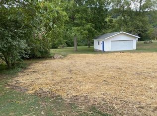 207 River St, Adah, PA 15410