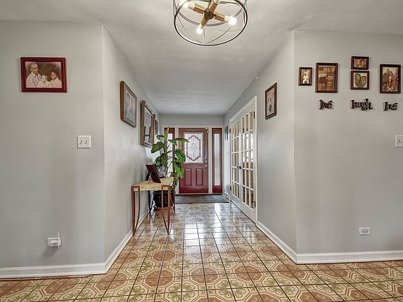 4th image of 3048 197th St