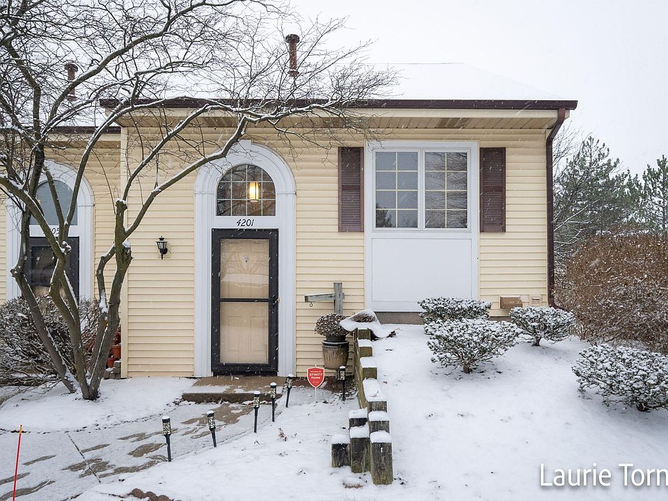 1st image of 4201 Eastcastle Ct SE