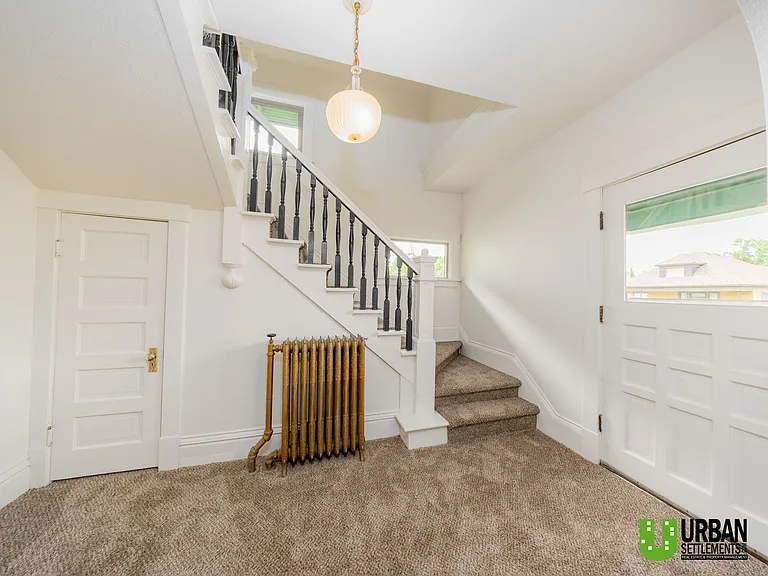 724 E Ermina Ave — Photo 24