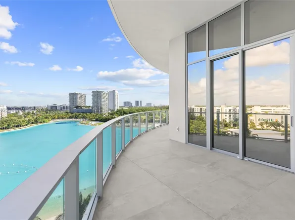 2411 Laguna Cres, Miami, FL