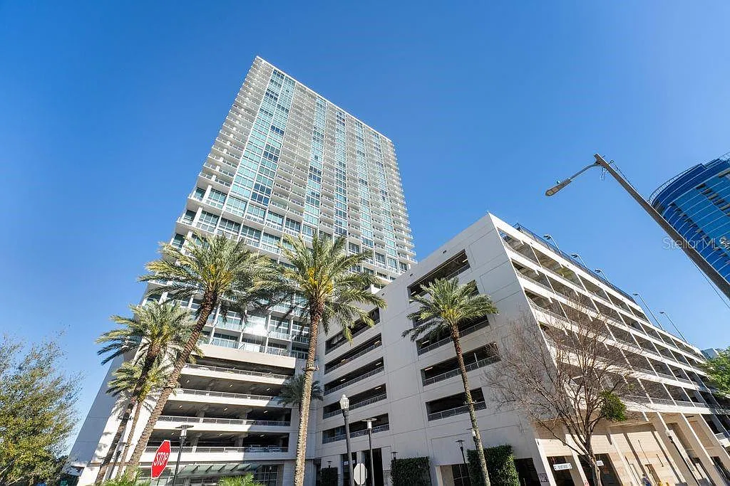 2 bed, 2.0 bath, 1134 sqft, $2,495 — Photo 4
