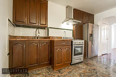 Rented by ZealEstate Group Inc