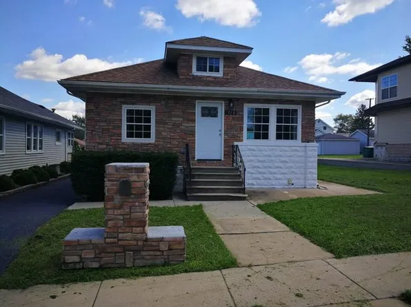 710 Vine St, Joliet, IL 60435