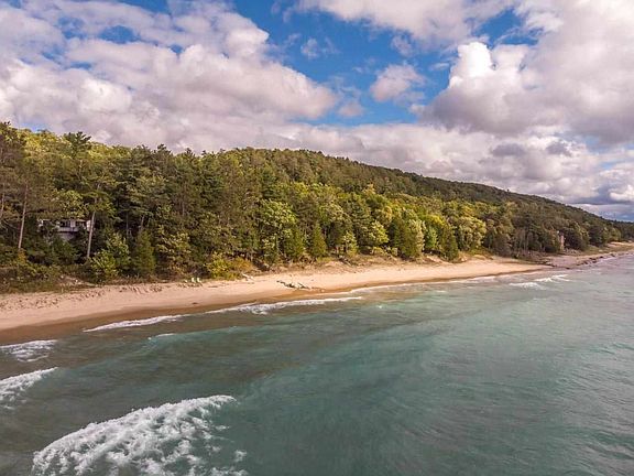 3rd image of 5574 Lower Shore Dr