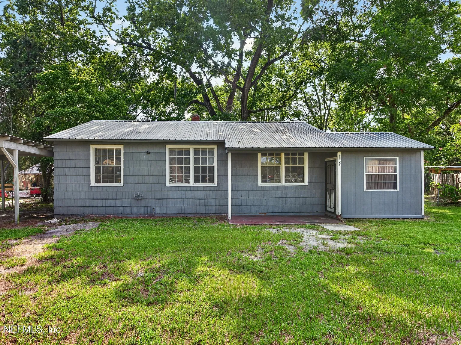 3 bed, 1.0 bath, 1018 sqft, $1,495 — Photo 1