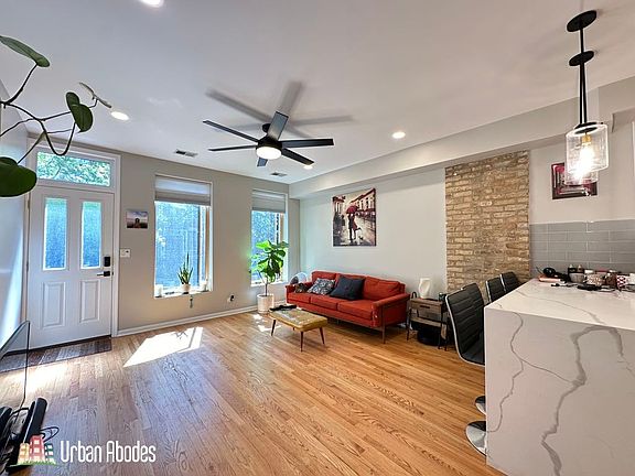 3rd image of 1424 N Bosworth Ave #1