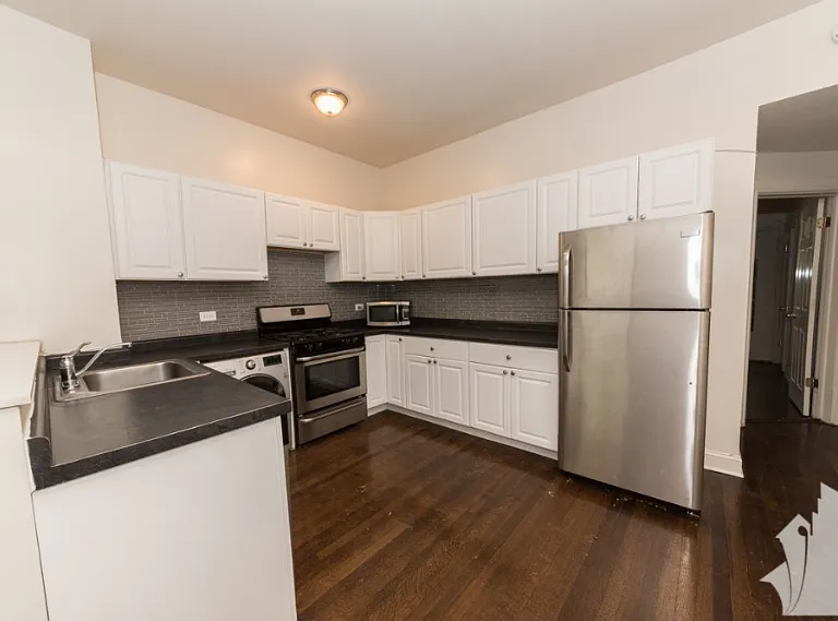 3815 N Greenview Ave #3817.5-2W — Photo 3