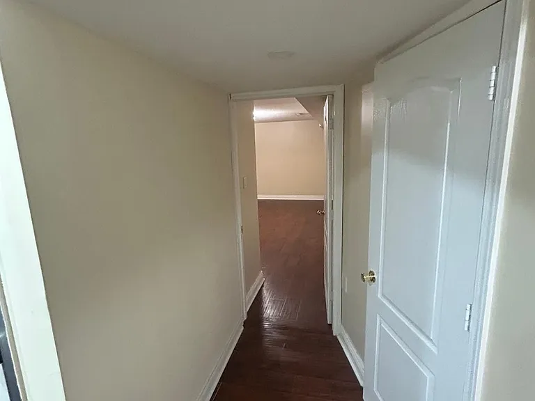 4 Sivyer Cres #BASEMENT — Photo 6