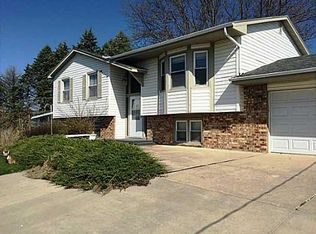 3907 Hoover St, Prole, IA 50229