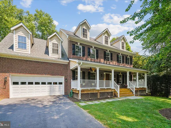 6322 Halsey Rd, Mc Lean, VA 22101
