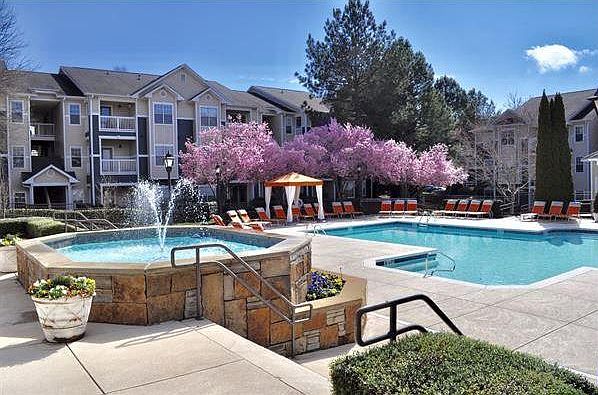 2nd image of 175 Carriage Club Dr APT 01-004