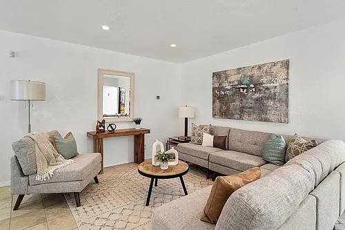 4262 Wilson Ave #8 Photo 1