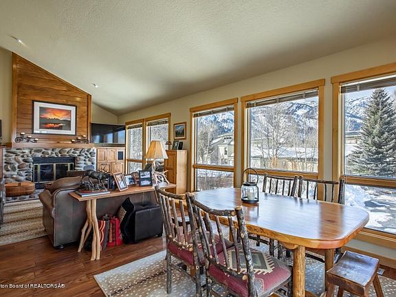2nd image of 3930 Pond Dr #4713