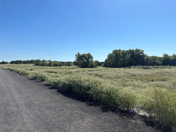 28 Willow Rd, Celeste, TX 75423