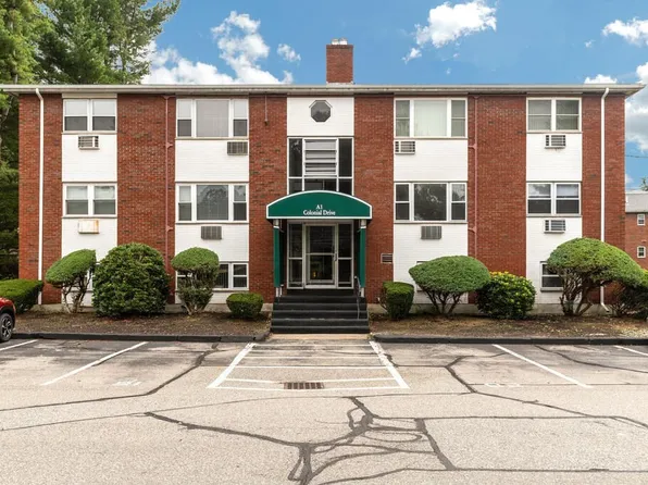 1 Colonial Dr Unit 4, Andover, MA 01810