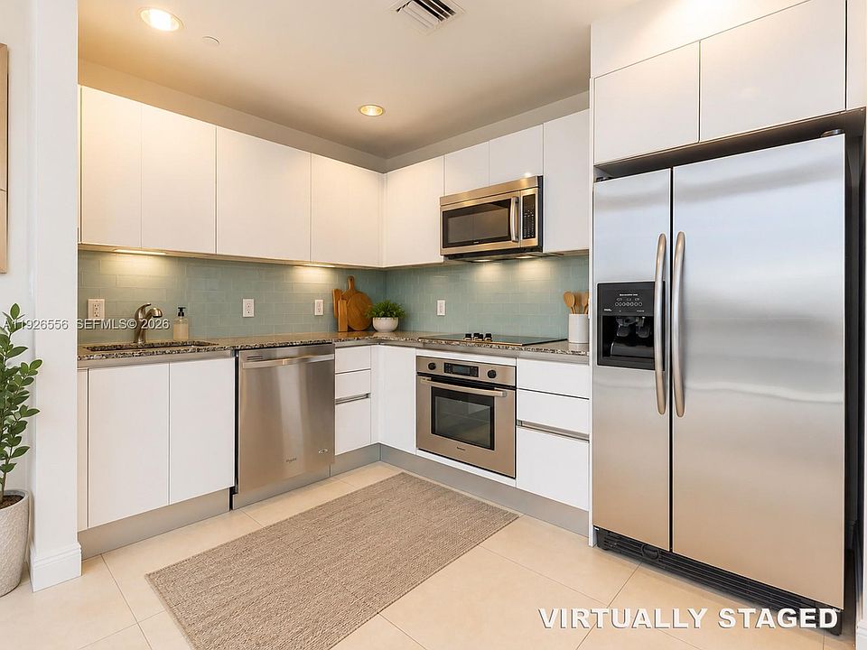 1st image of 1050 Brickell Ave APT 606