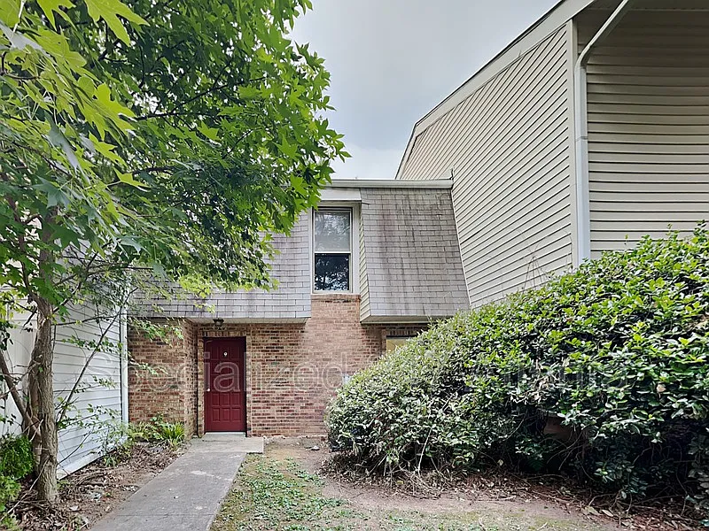4342 Idlewood Ln photo 1