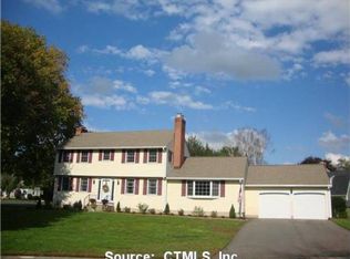 27 Hedgerow, Wethersfield, CT 06109