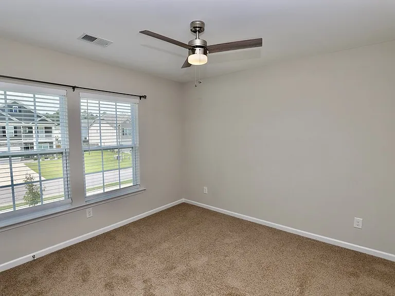 3680 Moseley Dr — Photo 50