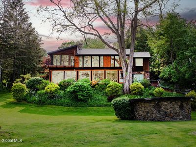 164 Van Wies Point Road, Glenmont, NY, 12077