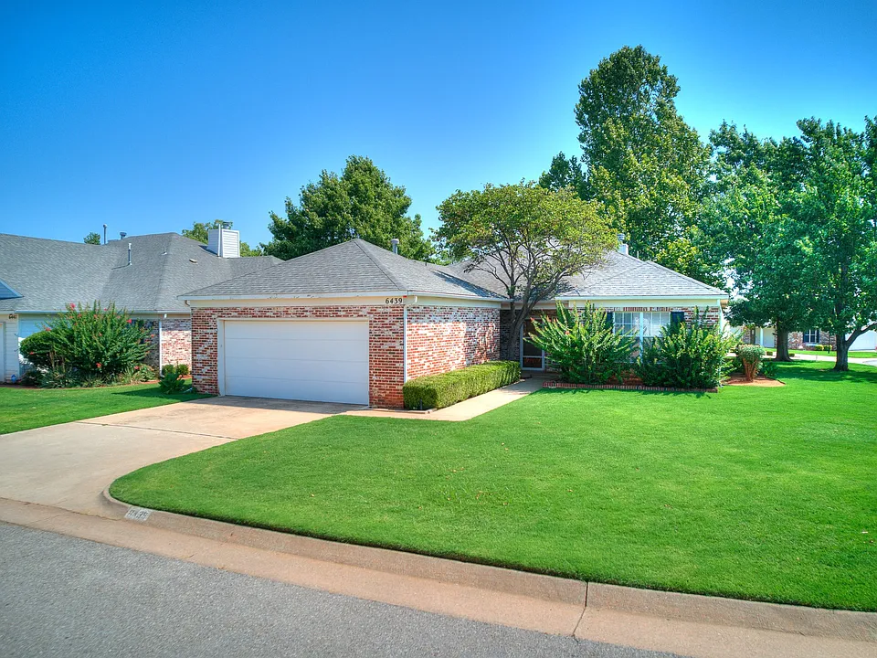 6439 Masons Dr