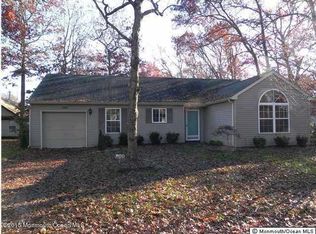 200 Morning Glory Ln, Whiting, NJ