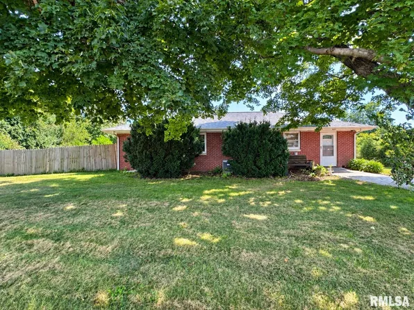 401 N Knox St, Elmwood, IL 61529
