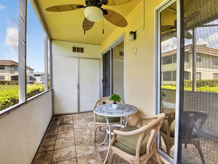 65 Saxony Cir #65-B — Photo 11