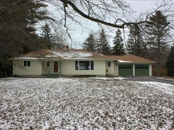 4348 Pine Grove Ave, Fort Gratiot, MI 48059