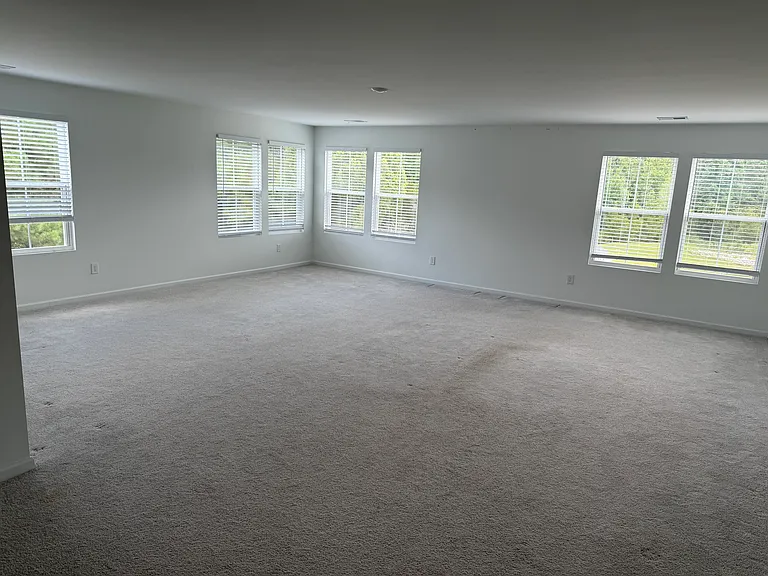 Upstairs bedroom 3/flex space