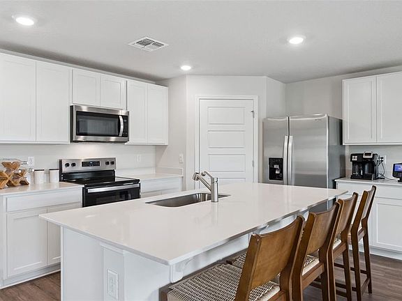 7th image of this home