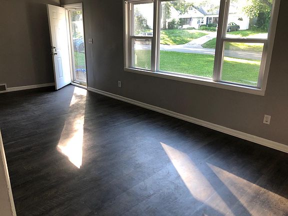 5th image of 7613 Rainbow Dr