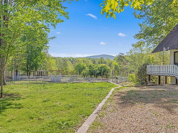 2nd image of 2947 Merrie Meadows Ln