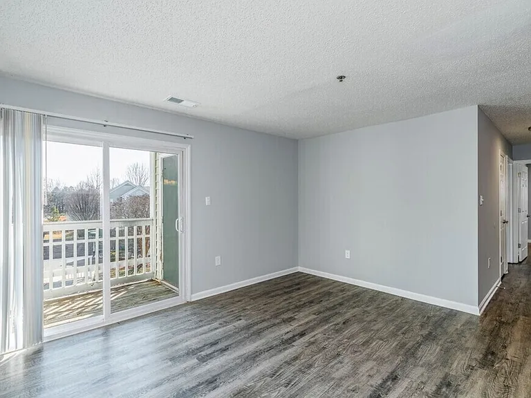 Ayrsley Landing — Photo 35