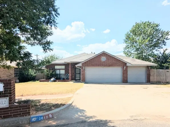 2612 Deer Run Dr, Norman, OK 73071