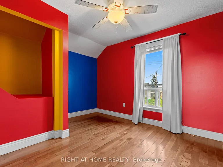 204 Beach Blvd — Photo 23