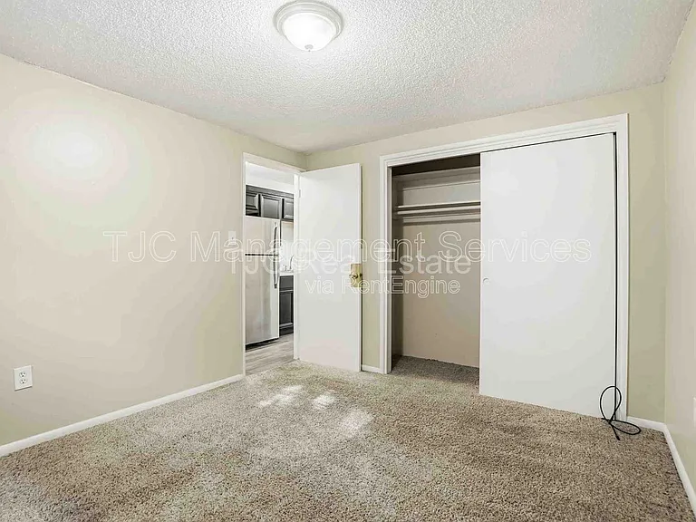 1341 N Ogden St #204 — Photo 8