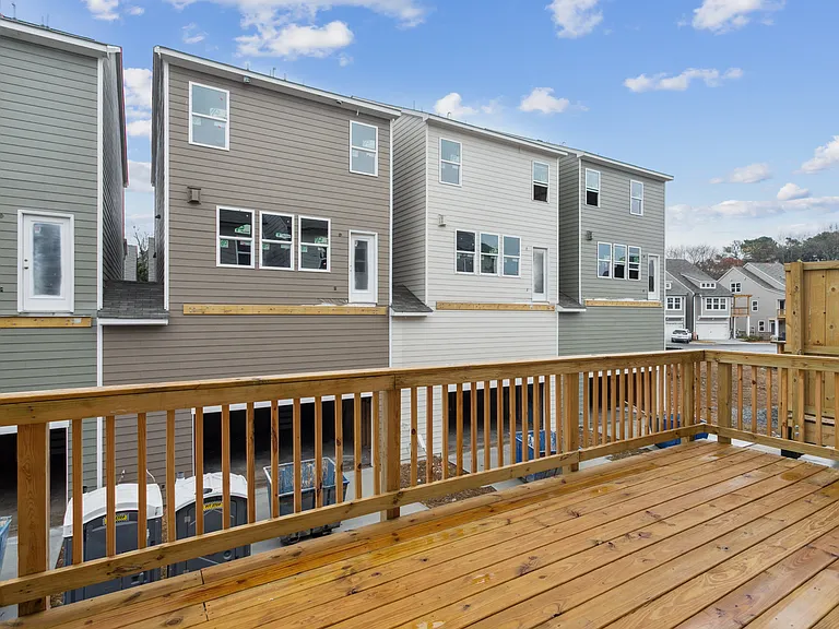 204 Atkinson Way — Photo 17