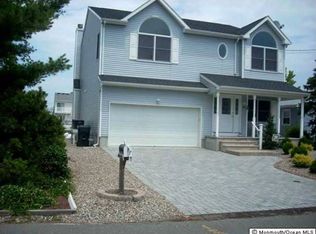 85 Club House Rd, Brick, NJ 08723