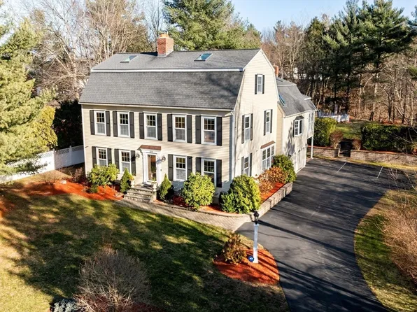 129 Albee Dr, Braintree, MA 02184