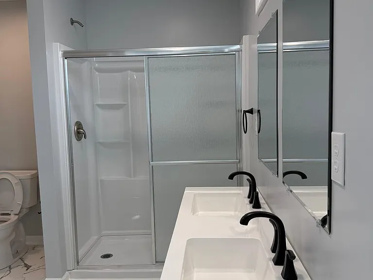 7420 Rouse Rd — Photo 2