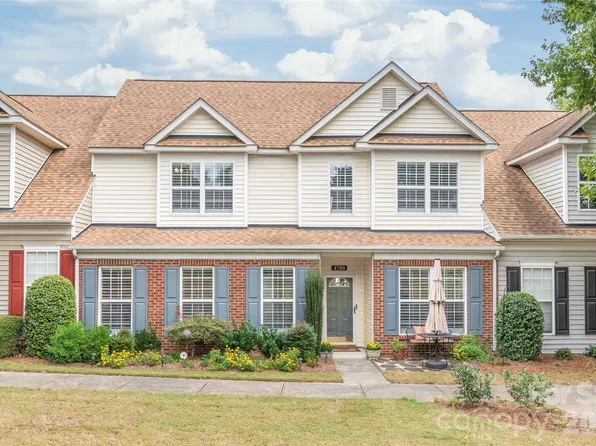 4780 Grier Farm Ln, Charlotte, NC 28270