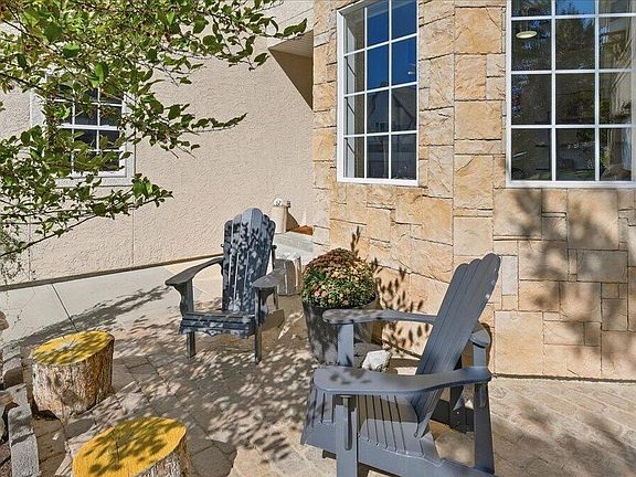 4th image of 376 W Cottage Creek Ct