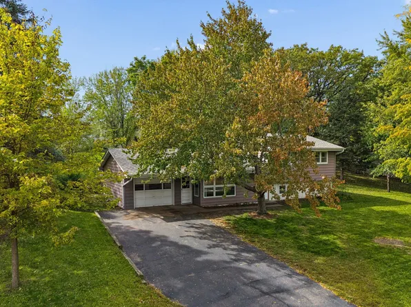 718 E River St, Monticello, MN 55362