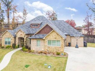 1107 Insignia Way, Longview, TX 75604